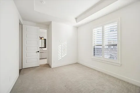 $539,999 | 1122 Thompson Street, Houston, TX 77007