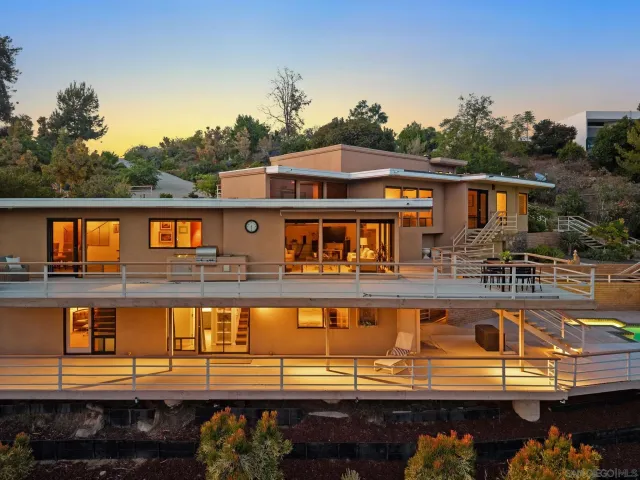 $1,150,000 | 2552 Singing Vista Way, El Cajon, CA 92019