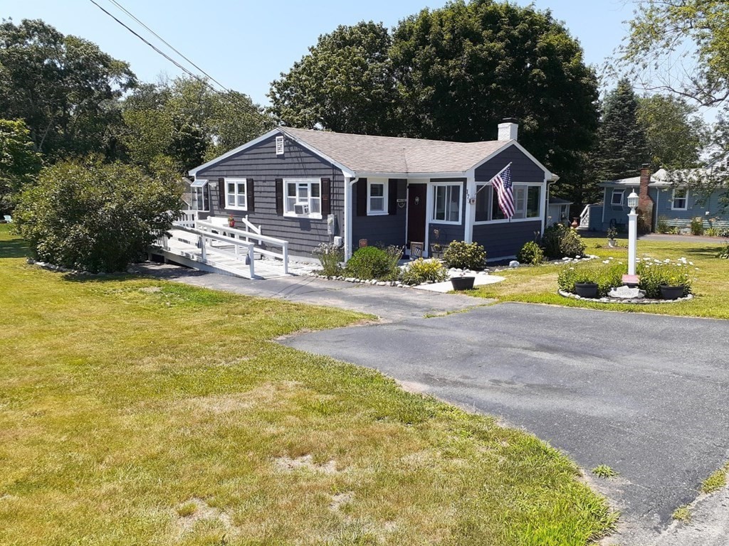 173 Arnold Road Marshfield, MA 02050 - Photo 2 of 33 Gallery Image 2