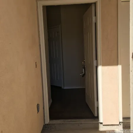 $1,225 | 10610 Mathom Landing, Unit 1, Universal City, TX 78148