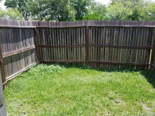 $1,295 | 10610 Mathom Landing, Unit 1, Universal City, TX 78148