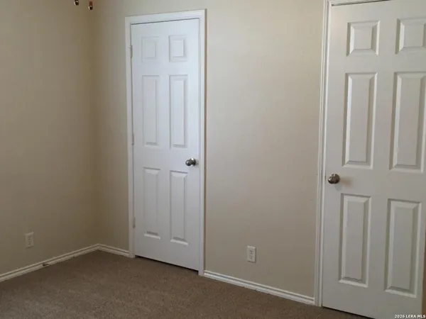 $1,100 | 10610 Mathom Landing, Unit 1, Universal City, TX 78148