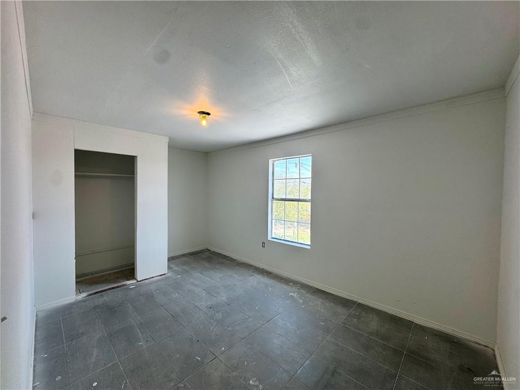 6611 Roulette Street Edinburg, TX 78542 - Photo 16 of 22 4/6