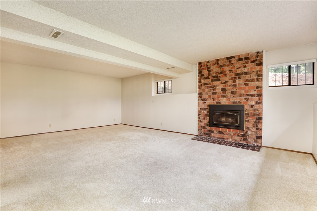 324 221st Street Southwest Bothell, WA 98021 - Photo 18 of 25