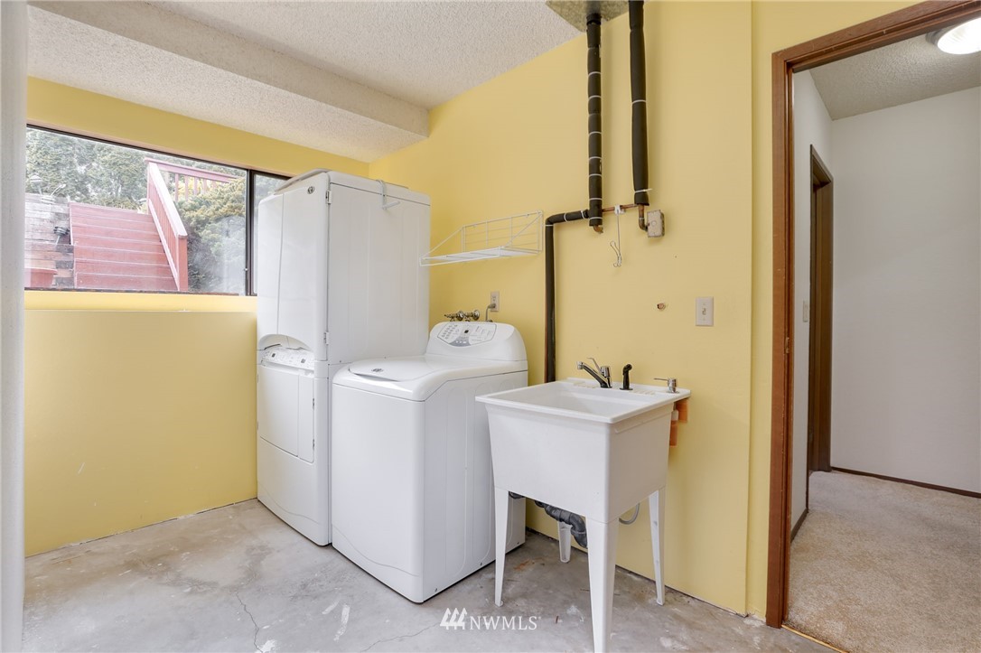 324 221st Street Southwest Bothell, WA 98021 - Photo 20 of 25