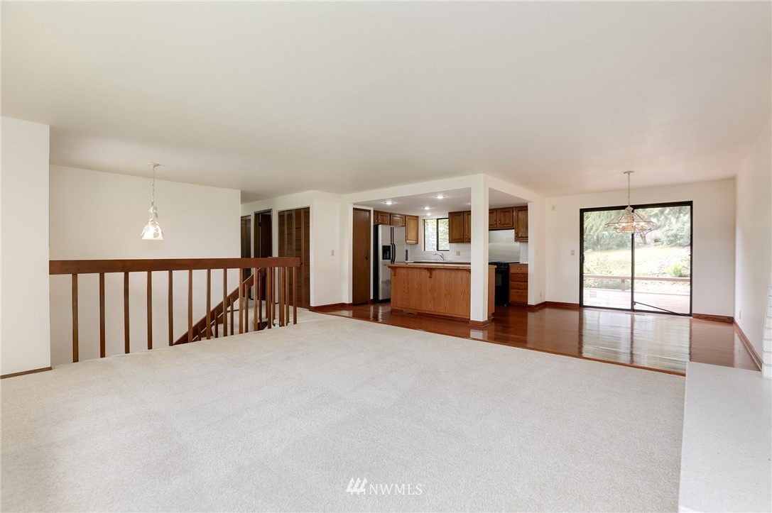 324 221st Street Southwest Bothell, WA 98021 - Photo 4 of 25