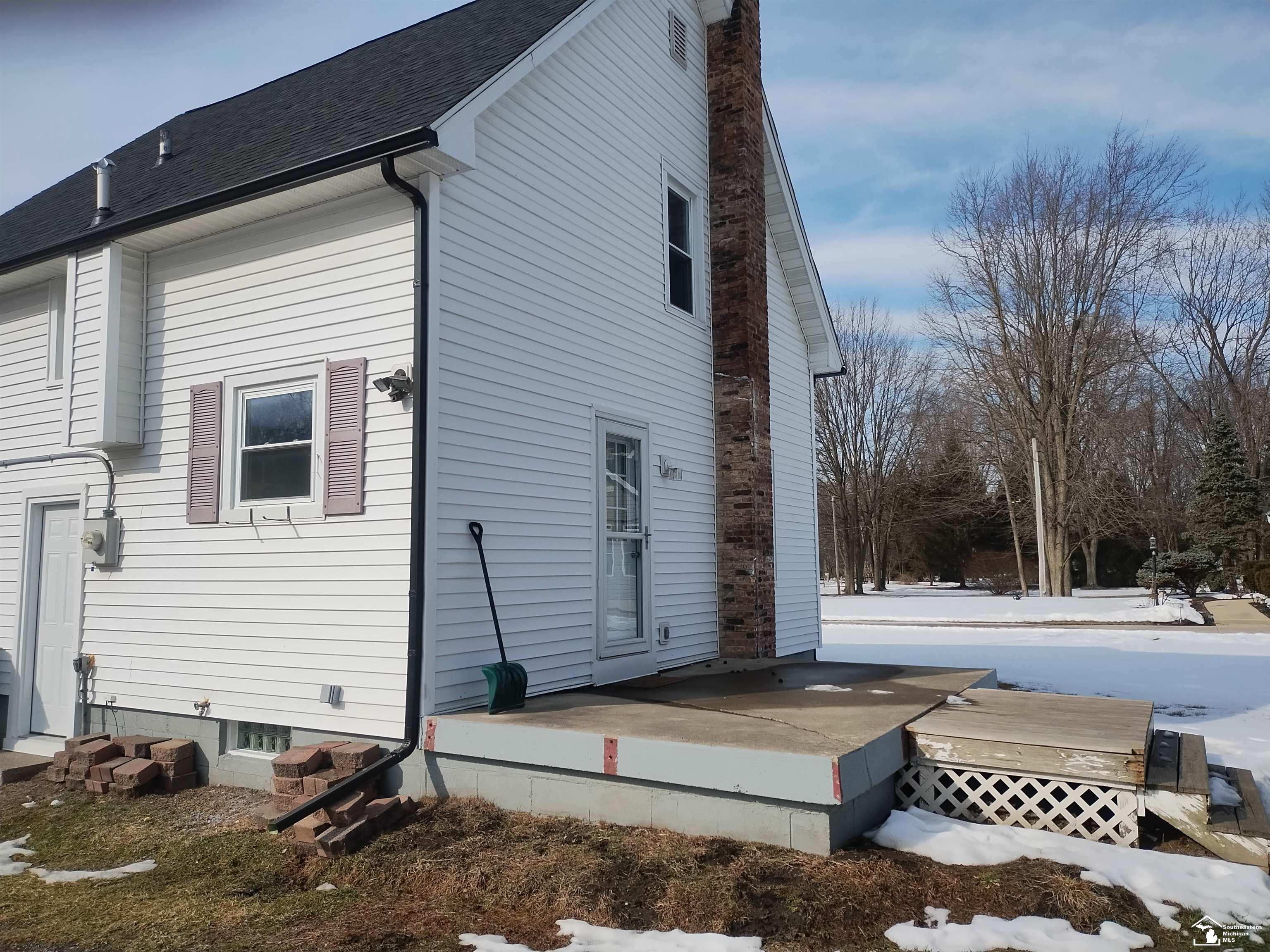 8062 Adler Road Lambertville, MI 48144 - Photo 21 of 23 Gallery Image 21