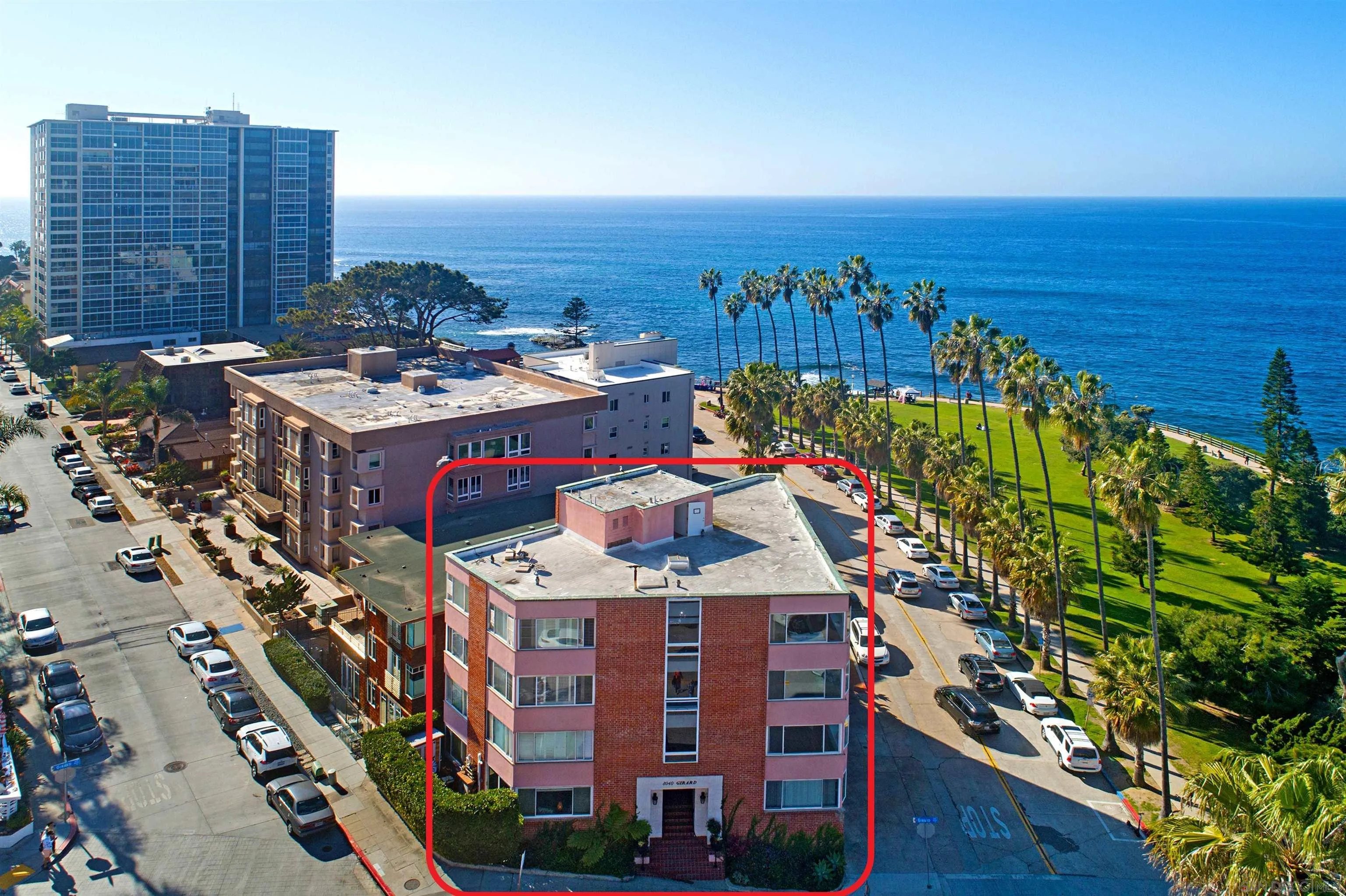 8040 Girard Avenue, Unit 2 La Jolla, CA 92037 - Photo 16 of 17 a terrace with a table and chairs
