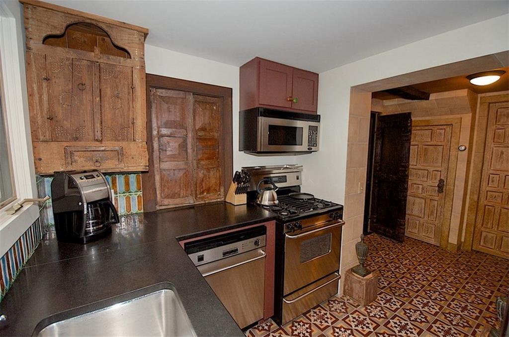 2 Pine Ledge Lane Mount Desert, ME 04660 - Photo 9 of 31 Main house kitchen