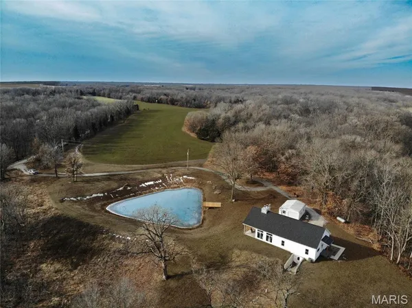 $699,900 | 29100 Monroe Road 436, Paris, MO 65275