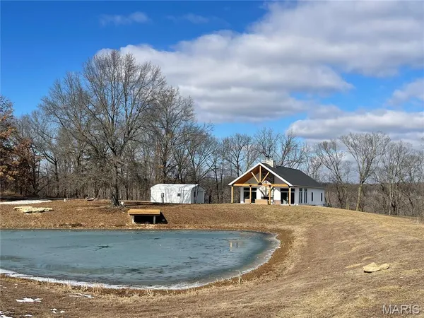 $699,900 | 29100 Monroe Road 436, Paris, MO 65275