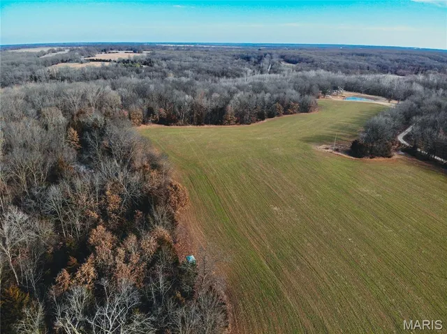 $699,900 | 29100 Monroe Road 436, Paris, MO 65275