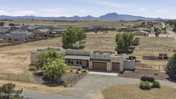 $999,000 | 9040 North Antelope Meadows Drive, Prescott Valley, AZ 86315