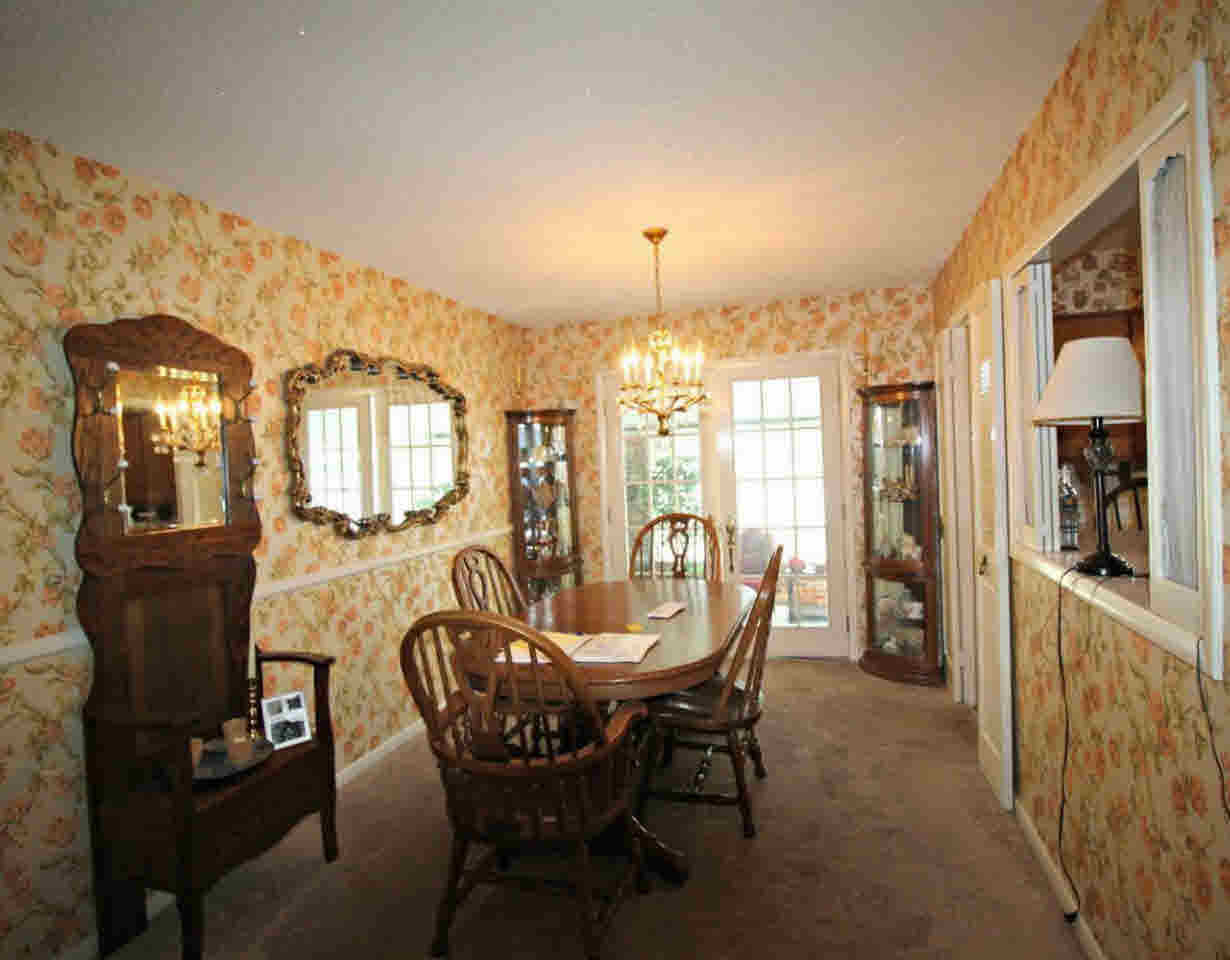 3413 Hammerberg Road Flint, MI 48507 - Photo 5 of 25 21293623-4.JPG