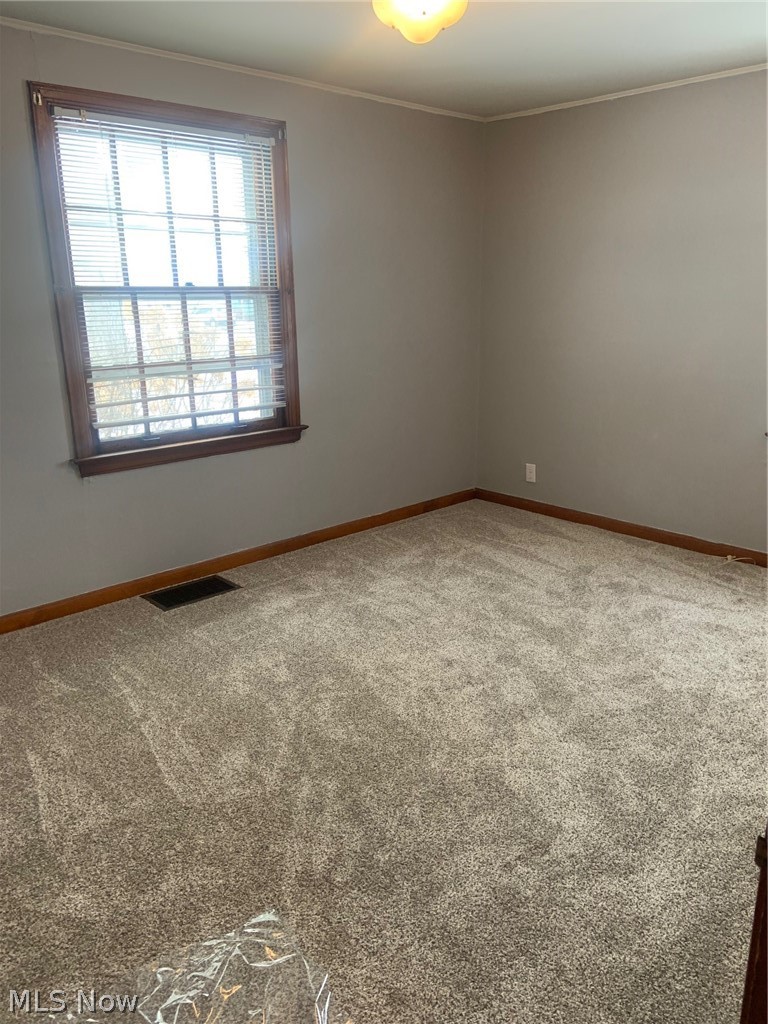 176 State Road Northwest Warren, OH 44483 - Photo 12 of 26 Gallery Image 12