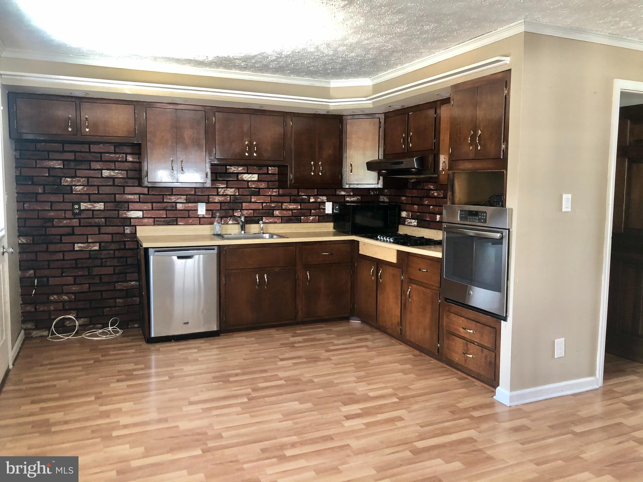 8222 North Boundary Road Baltimore, MD 21222 - Photo 13 of 24