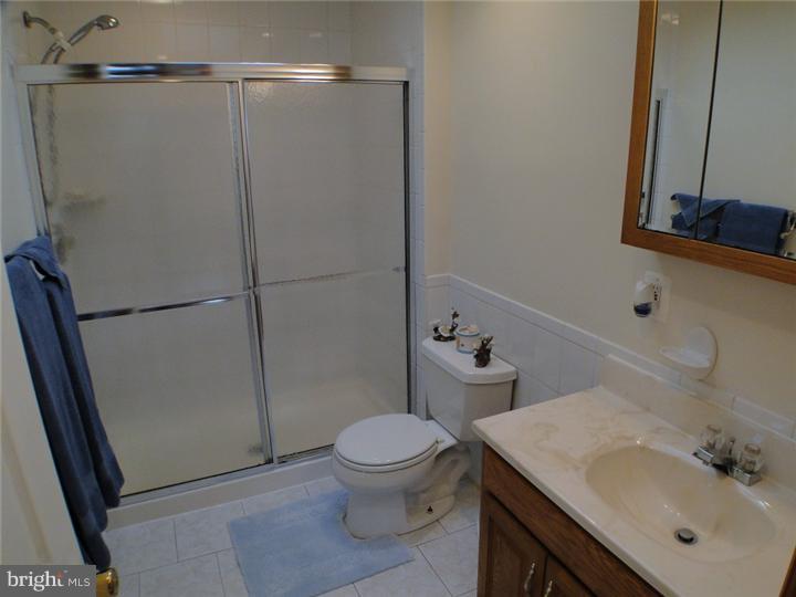 1400 Beaver Road Southampton, PA 18966 - Photo 14 of 19 Bathroom