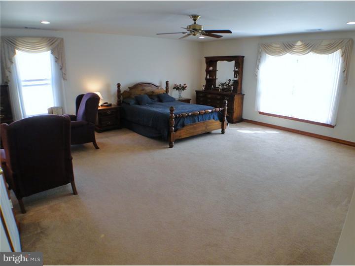 1400 Beaver Road Southampton, PA 18966 - Photo 10 of 19 Master Bedroom