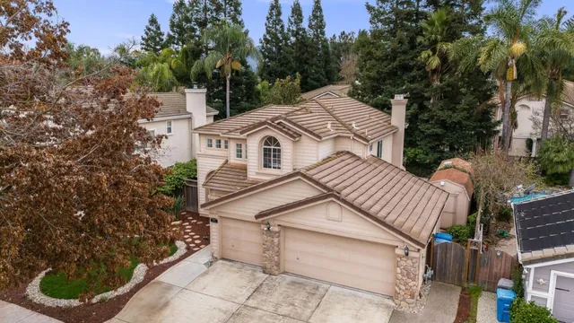 $1,050,000 | 1242 Wagon Way, Gilroy, CA 95020