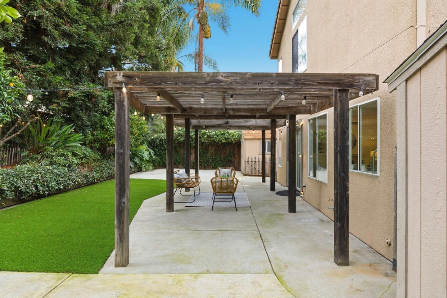 1242 Wagon Way Gilroy, CA 95020 - Photo 38 of 48