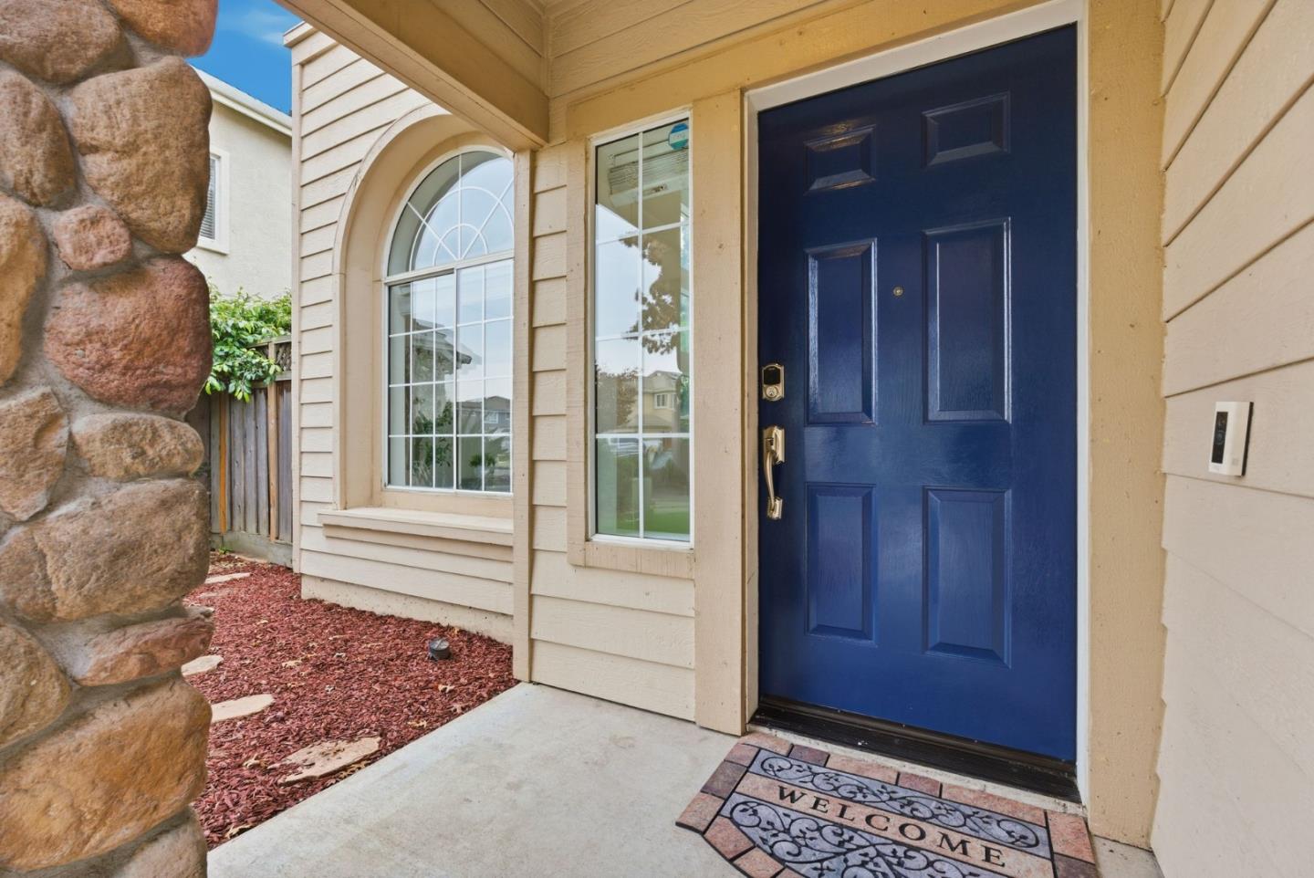 1242 Wagon Way Gilroy, CA 95020 - Photo 7 of 48