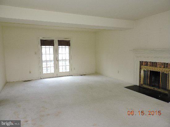 13824 Poplar Tree Road Chantilly, VA 20151 - Photo 4 of 18 Family Room