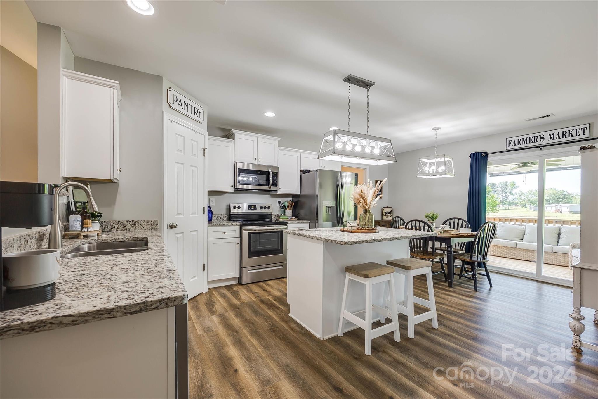 2045 Meadow Road Clover, SC 29710 - Photo 7 of 33 Gallery Image 7