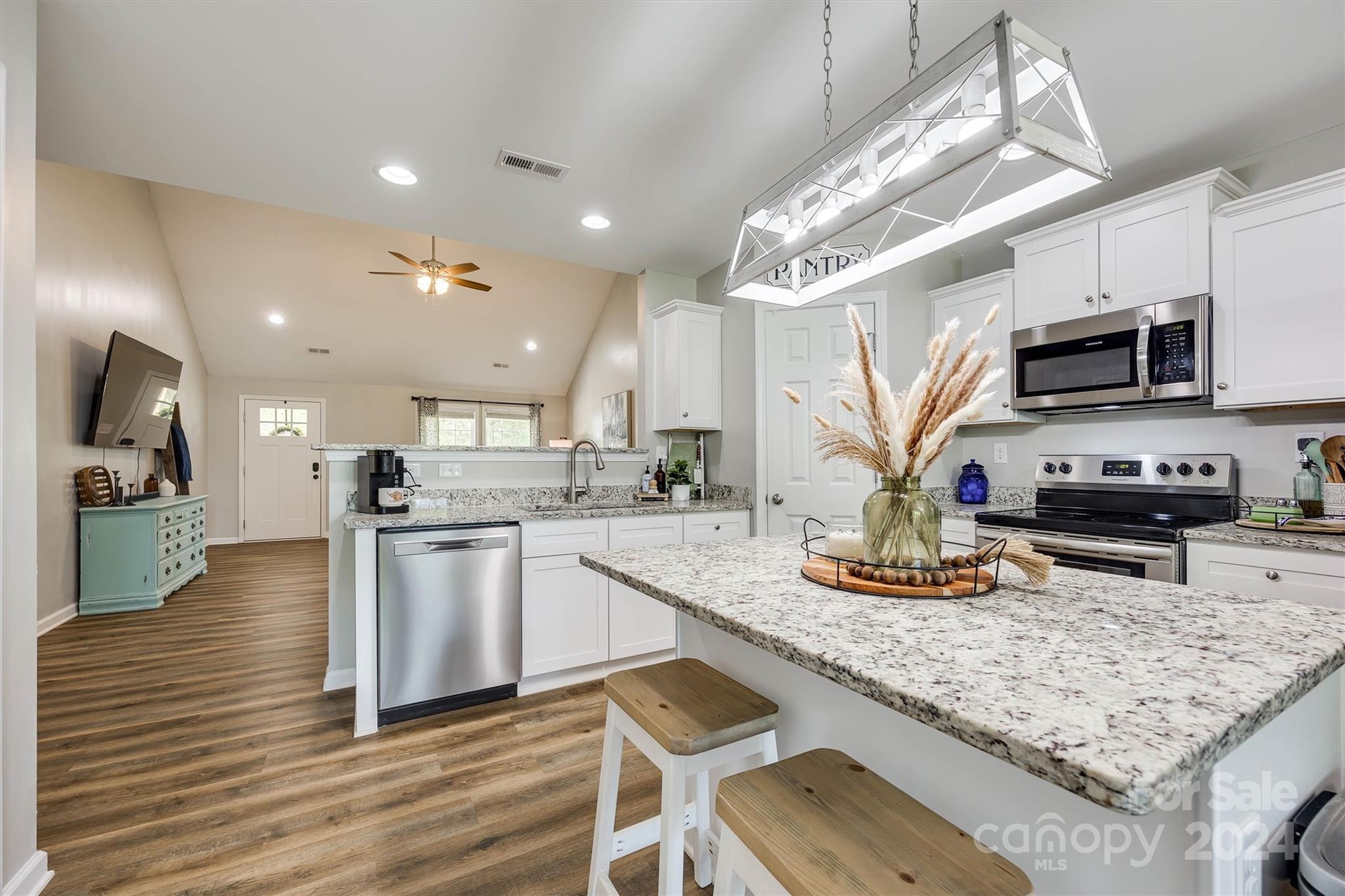 2045 Meadow Road Clover, SC 29710 - Photo 8 of 33 Gallery Image 8