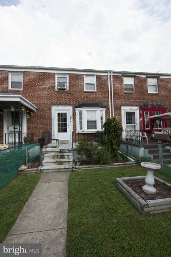 452 Torner Road Baltimore, MD 21221 - Photo 1 of 17 Exterior (Front)