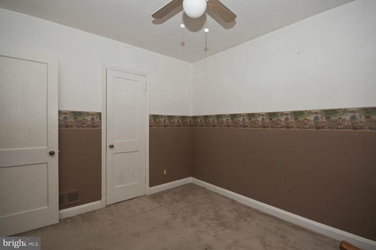 452 Torner Road Baltimore, MD 21221 - Photo 11 of 17 Bedroom