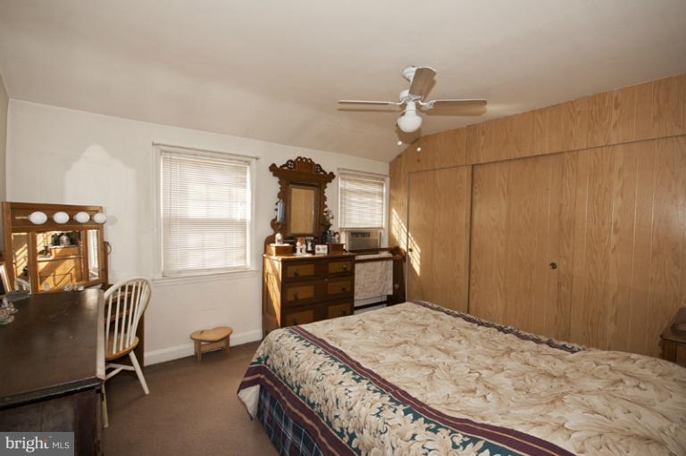 452 Torner Road Baltimore, MD 21221 - Photo 12 of 17 Bedroom (Master)