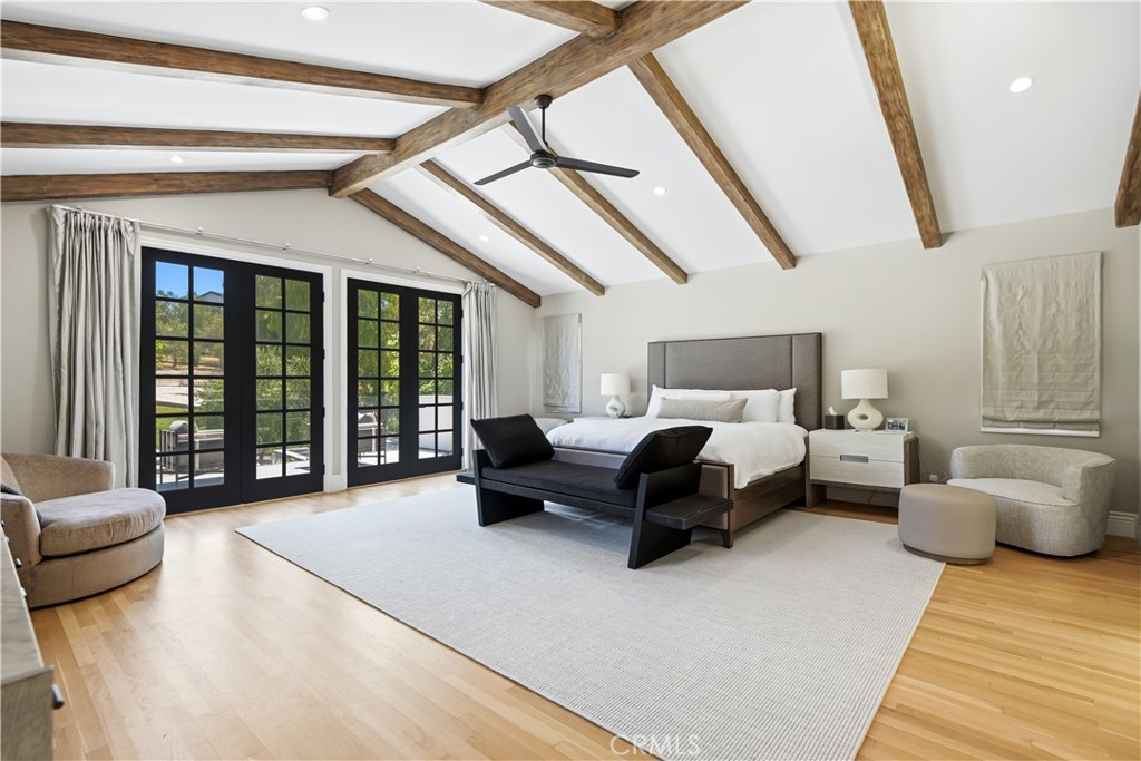 5460 Round Meadow Road Hidden Hills, CA 91302 - Photo 11 of 29 Gallery Image 11