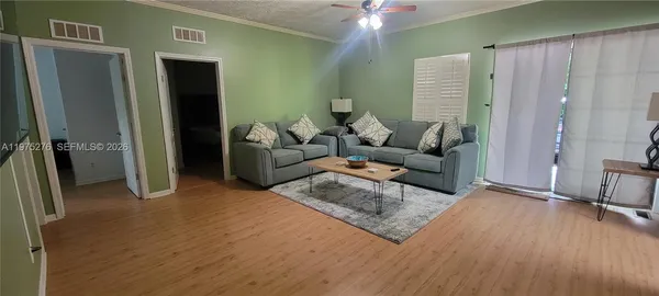 $3,000 | Orlando, Orlando, FL 32807
