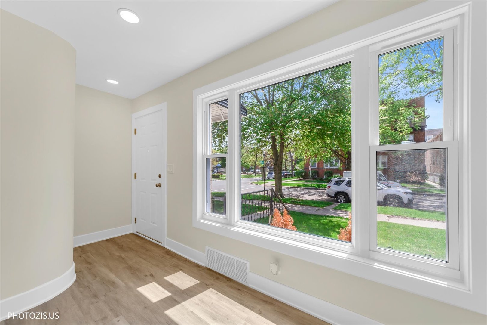 803 Brummel Street Evanston, IL 60202 - Photo 7 of 40