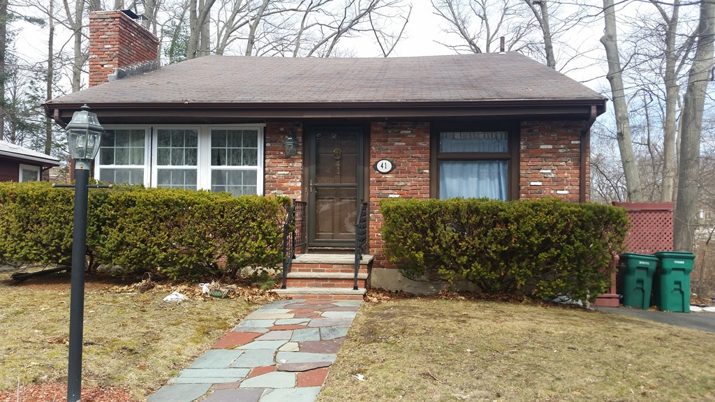 41 Anchor Road Lynn, MA 01904 - Photo 1 of 5 Gallery Image 1
