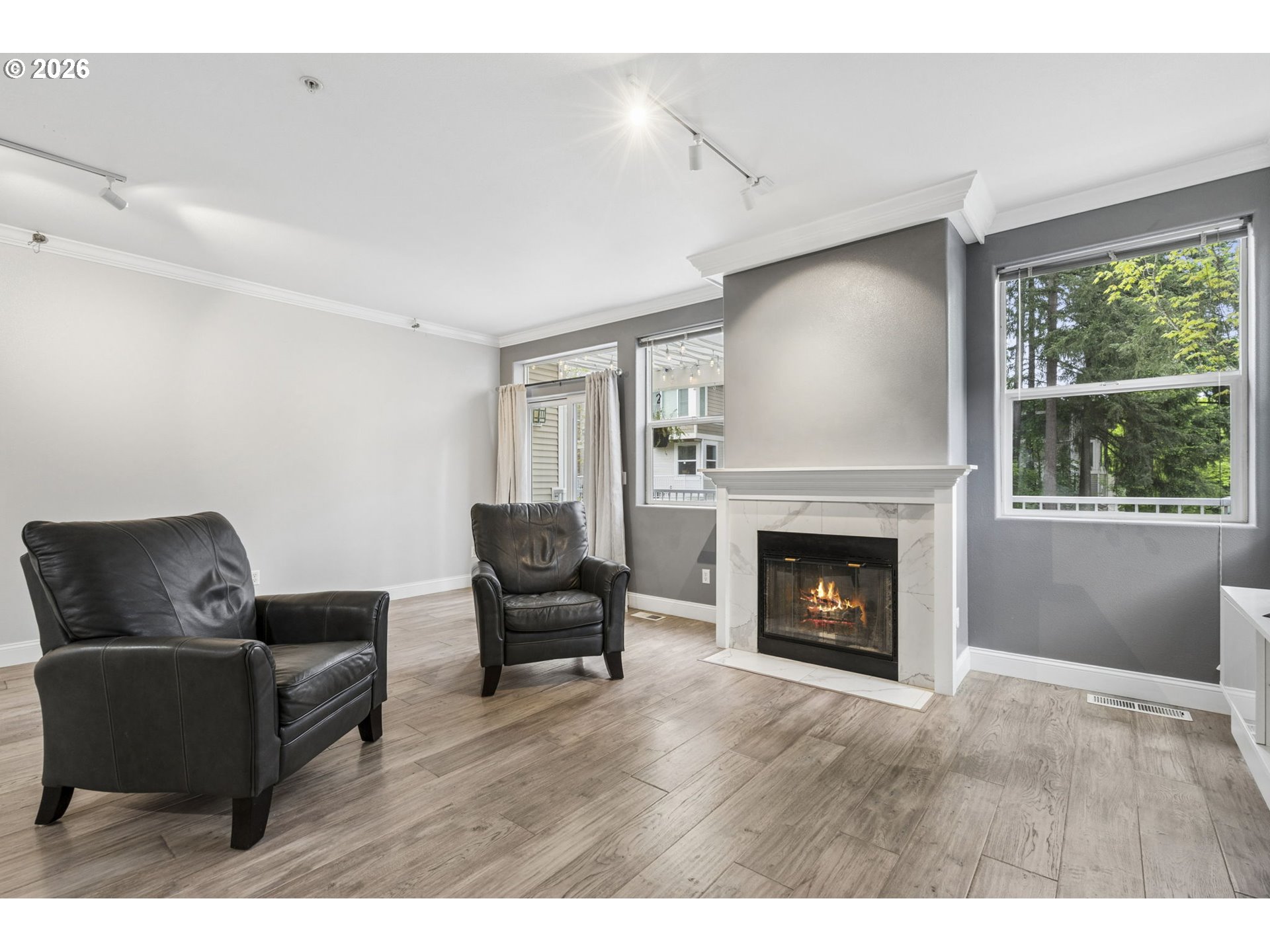 14172 Southwest Barrows Road, Unit 1 Portland, OR 97223 - Photo 6 of 38