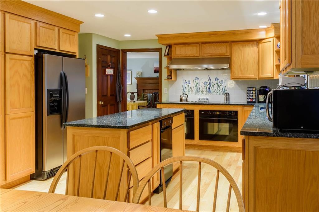31 Hunts Point Road Cape Elizabeth, ME 04107 - Photo 11 of 35 Photo