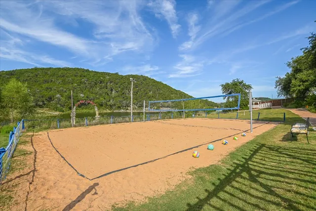 a view of a tennis court