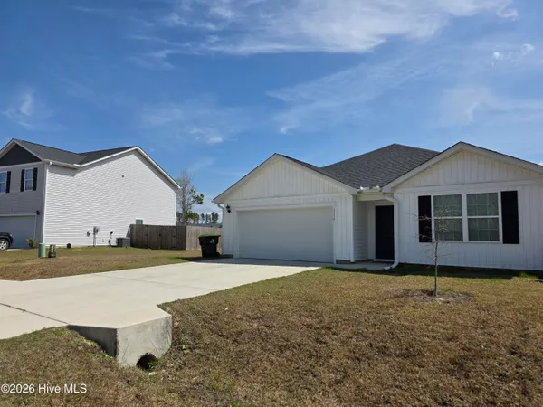 $1,875 | 1119 Carteret Mnr Drive, Unit LOT 259, Jacksonville, NC 28546