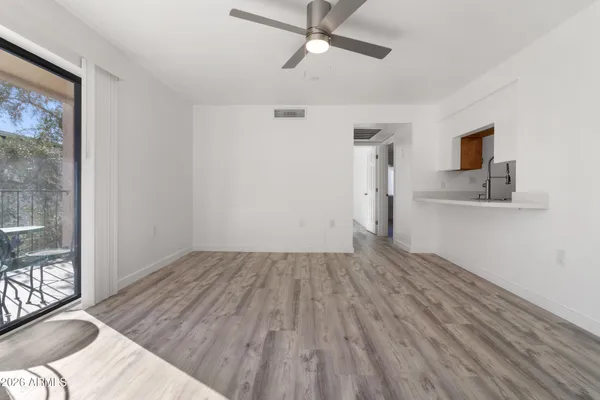 $199,000 | 3033 East Devonshire Avenue, Unit 2005, Phoenix, AZ 85016