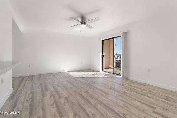 $199,000 | 3033 East Devonshire Avenue, Unit 2005, Phoenix, AZ 85016