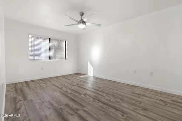 $199,000 | 3033 East Devonshire Avenue, Unit 2005, Phoenix, AZ 85016