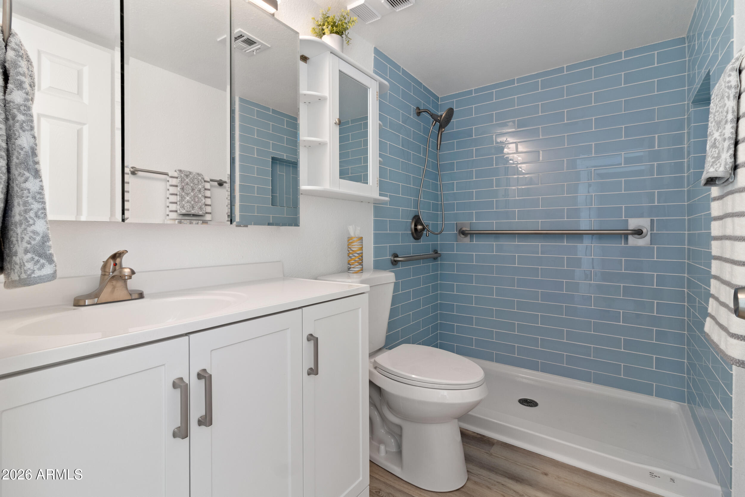 3033 East Devonshire Avenue, Unit 2005 Phoenix, AZ 85016 - Photo 18 of 58 IMG_9869