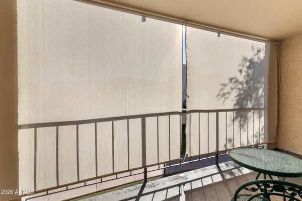 $199,000 | 3033 East Devonshire Avenue, Unit 2005, Phoenix, AZ 85016
