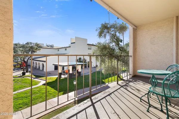 $199,000 | 3033 East Devonshire Avenue, Unit 2005, Phoenix, AZ 85016