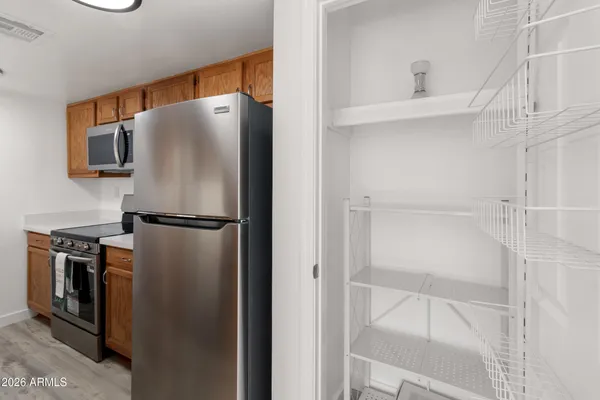 $199,000 | 3033 East Devonshire Avenue, Unit 2005, Phoenix, AZ 85016