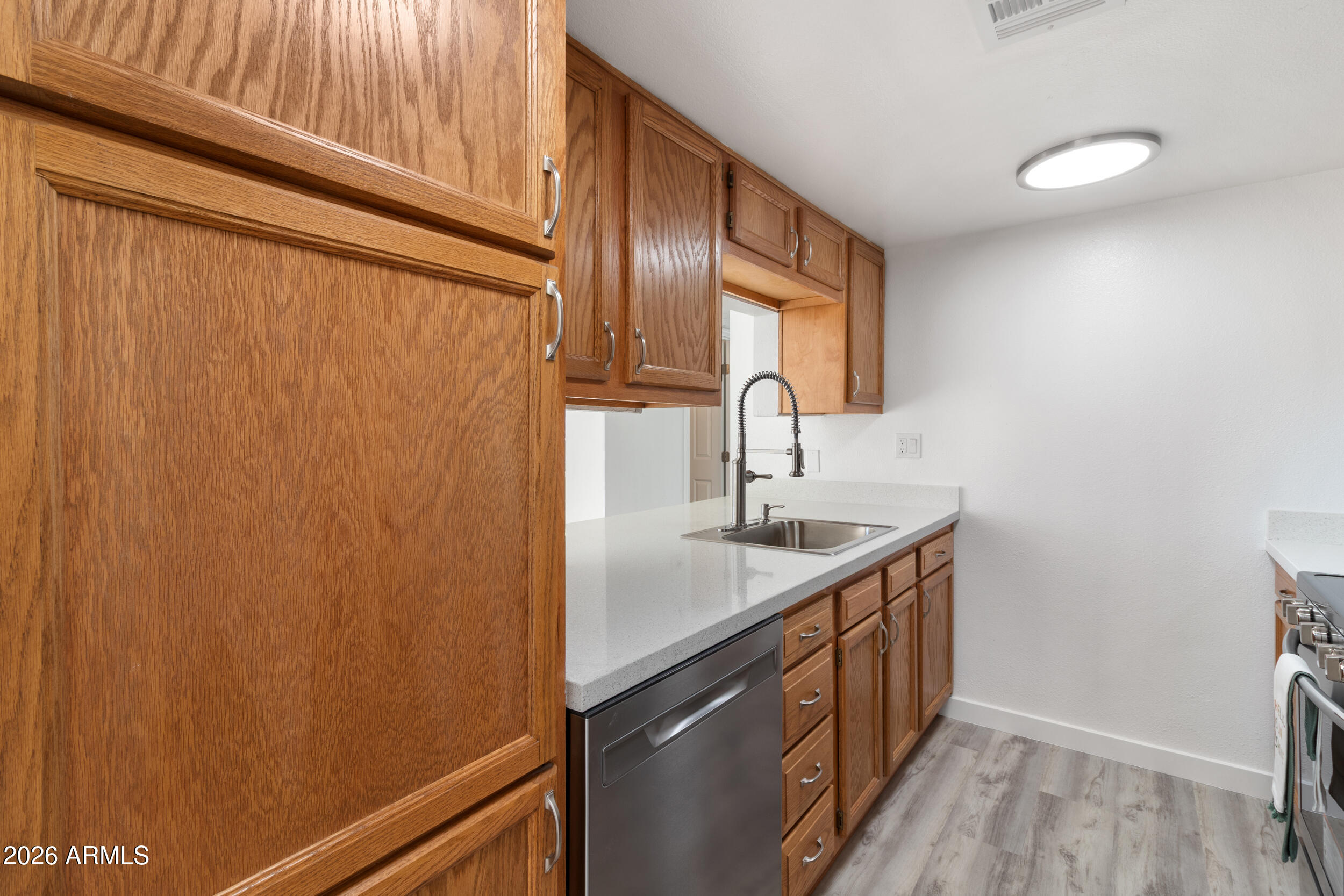 3033 East Devonshire Avenue, Unit 2005 Phoenix, AZ 85016 - Photo 4 of 58 IMG_9845