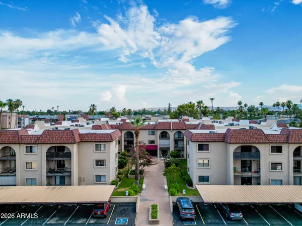 $199,000 | 3033 East Devonshire Avenue, Unit 2005, Phoenix, AZ 85016