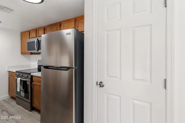 $199,000 | 3033 East Devonshire Avenue, Unit 2005, Phoenix, AZ 85016