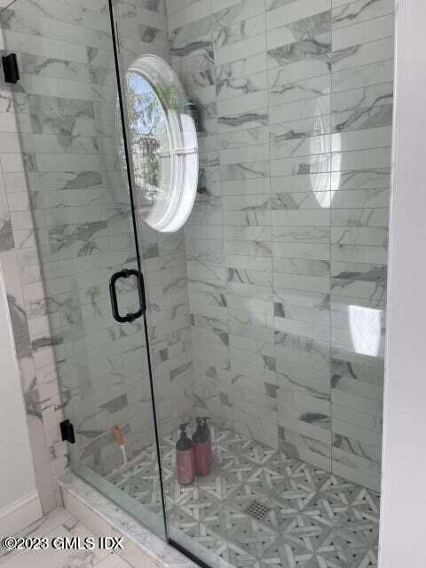 8 Sound Beach Ave Extension, Unit 2 Riverside, CT 06878 - Photo 14 of 29 a bathroom with a shower